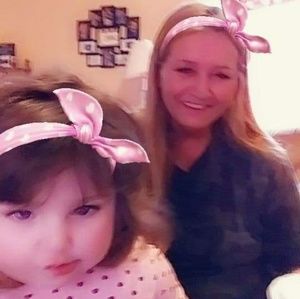 Meet your Posher, Kelly